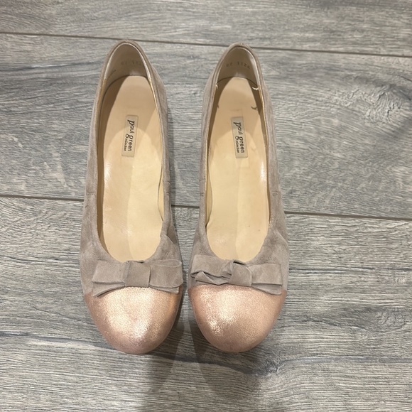 • Paul Green • Women’s Suede Wedges  Rose Gold Cap Toe with Bow Leather 8.5 - Picture 2 of 5